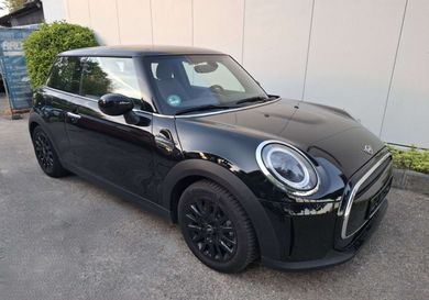 MINI ONE, 2022