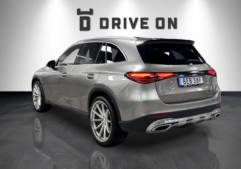Mercedes-Benz GLC 220, 2023 3