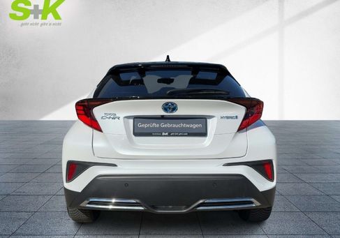 Toyota C-HR, 2022