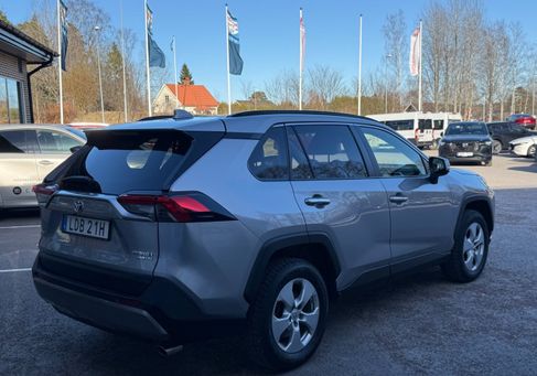 Toyota RAV 4, 2022 3