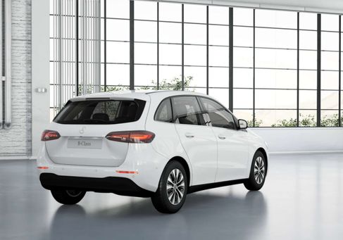 Mercedes-Benz B 180, 2025