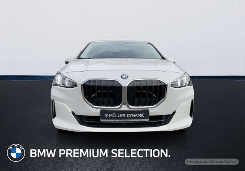 BMW 218, 2022 2