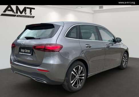 Mercedes-Benz B 200, 2024
