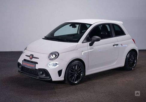 Abarth 595, 2023