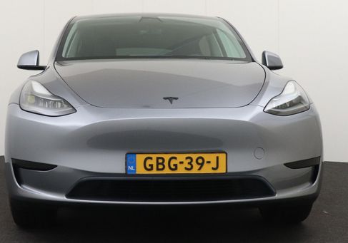 Tesla Model Y, 2024 3