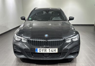 BMW 330, 2021