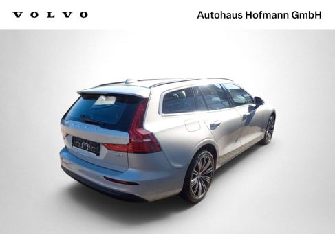 Volvo V60, 2025 2