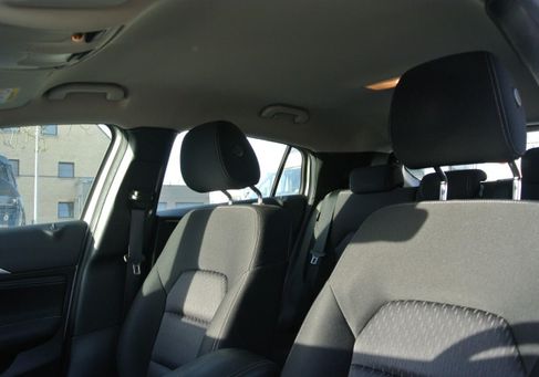 Infiniti, 2019 3