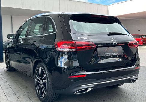 Mercedes-Benz B 180, 2019