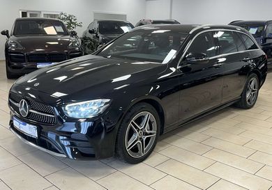 Mercedes-Benz E 300, 2022