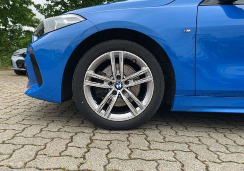 BMW 118, 2022