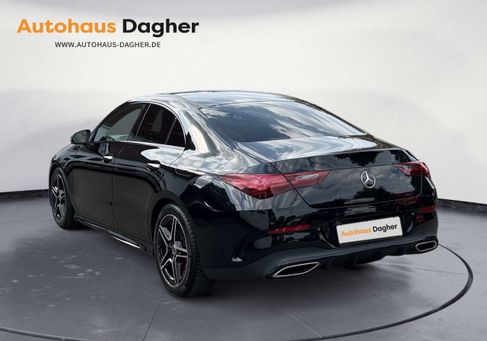 Mercedes-Benz CLA 180, 2024 3