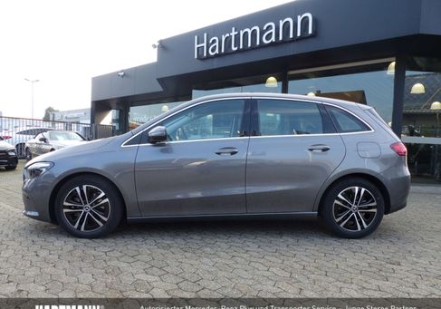 Mercedes-Benz B 200, 2025 2
