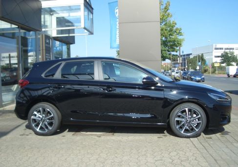 Hyundai i30, 2025 3