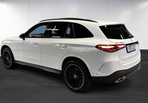 Mercedes-Benz GLC 300, 2026