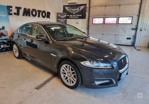 Jaguar XF, 2013