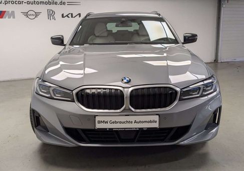 BMW 320, 2023 3