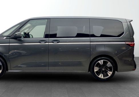 Volkswagen Multivan, 2025 2