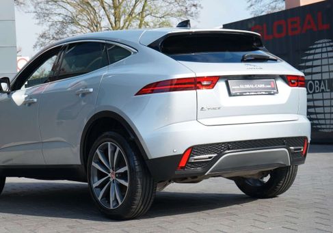 Jaguar E-Pace, 2022 2