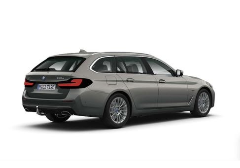 BMW 530, 2022
