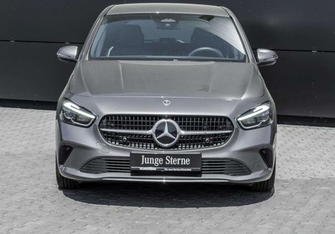 Mercedes-Benz B 220, 2024