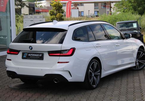 BMW 320, 2022
