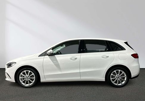 Mercedes-Benz B 250, 2021