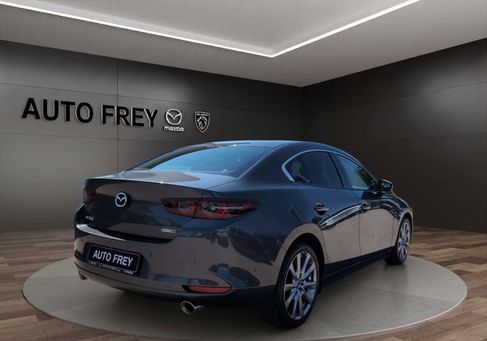 Mazda 3, 2020