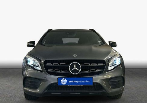 Mercedes-Benz GLA 200, 2020 3