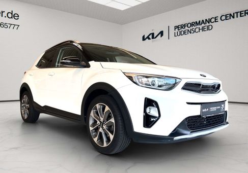 Kia Stonic, 2021
