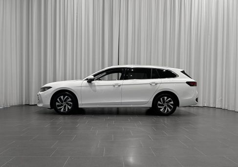 Volkswagen Passat Variant, 2025 2