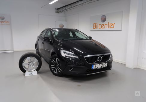 Volvo V40 Cross Country, 2018