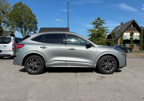 Ford Kuga, 2023