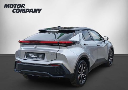 Toyota C-HR, 2025 2