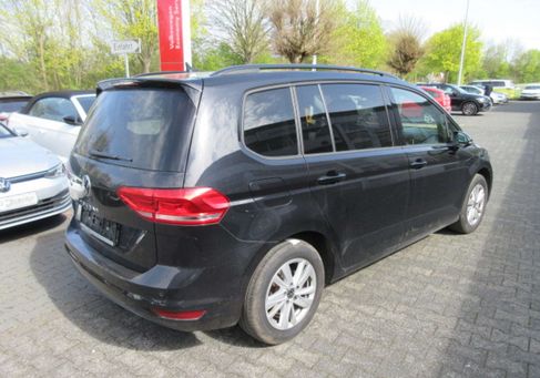 Volkswagen Touran, 2023 2