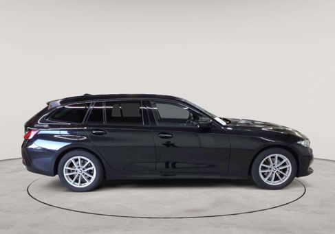 BMW 320, 2023 3
