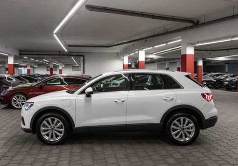 Audi Q3, 2022