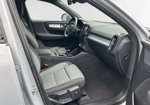 Volvo XC40, 2023 3