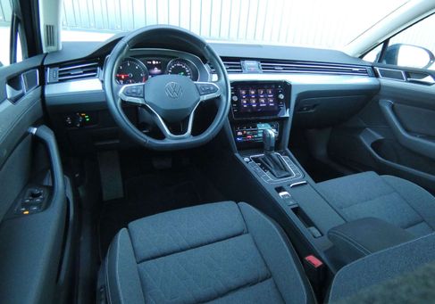 Volkswagen Passat Variant, 2022 3