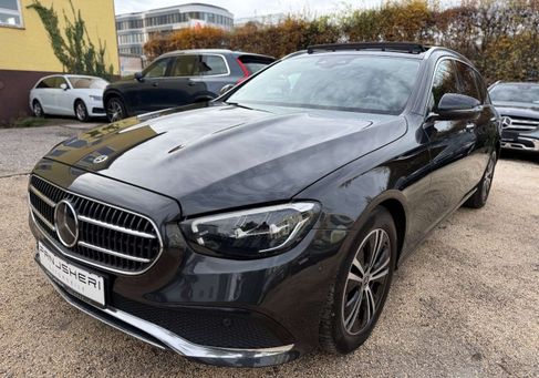 Mercedes-Benz E 220, 2021