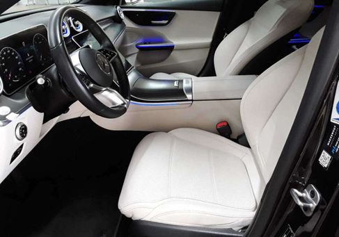 Mercedes-Benz C 220, 2023
