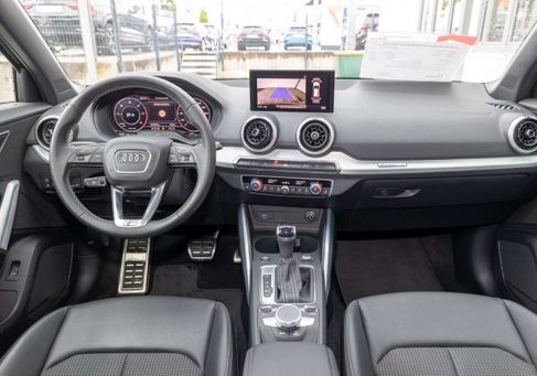 Audi Q2, 2022 2