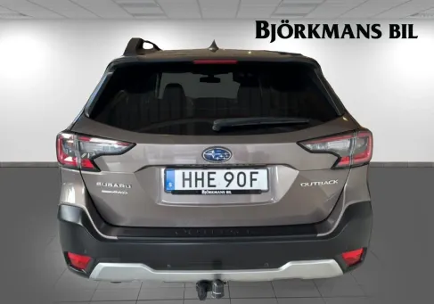 Subaru OUTBACK, 2021