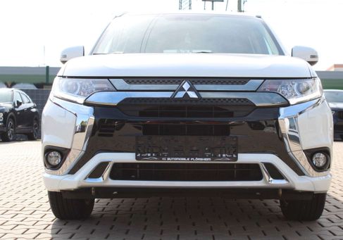 Mitsubishi Outlander, 2021