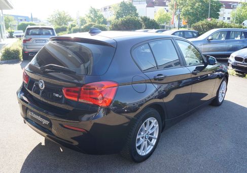 BMW 118, 2018