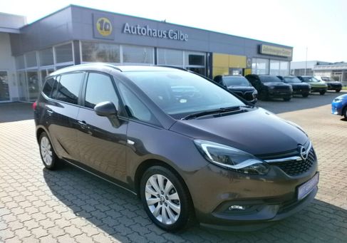 Opel Zafira, 2017