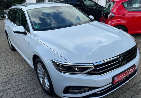 Volkswagen Passat Variant, 2023 3