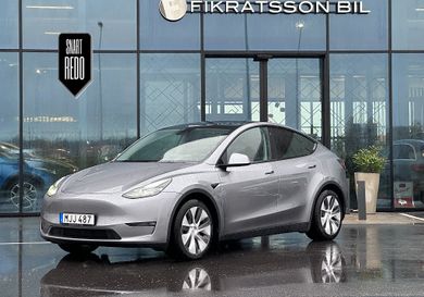 Tesla Model Y, 2023
