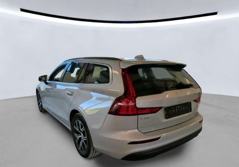 Volvo V60, 2023