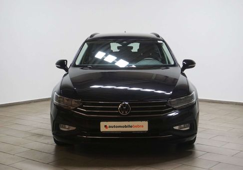 Volkswagen Passat, 2022